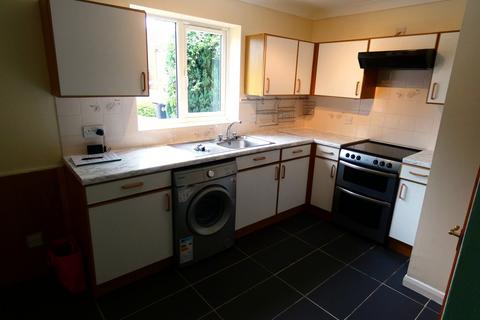 2 bedroom chalet to rent, Heather Gardens, Bedford