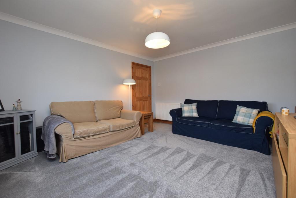Dunsinane Drive, Perth 2 bed ground floor flat £115,000