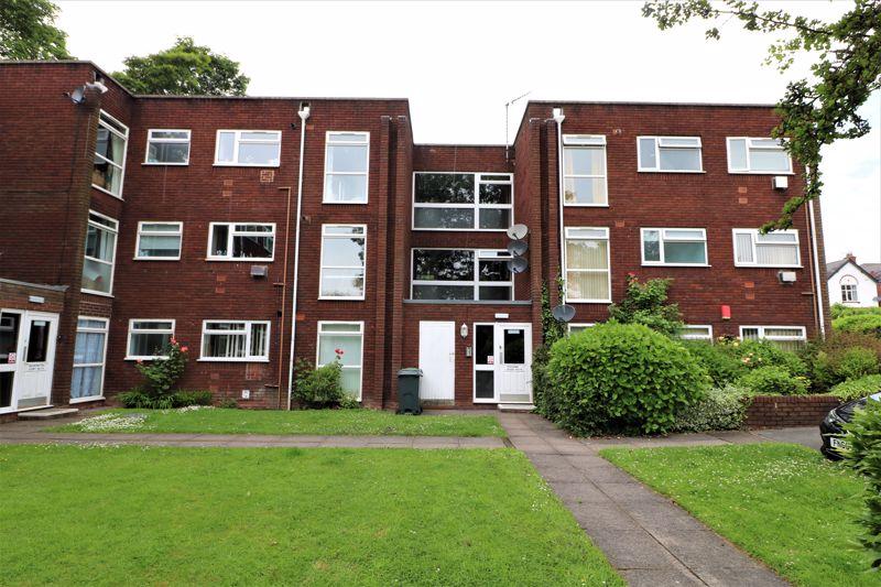 Peregrine House, Princes Avenue, Walsall 2 bed apartment £125,000