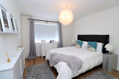 Flat 2, Peregrine House, 2 Princes Avenue, Walsall, WS1 2PH