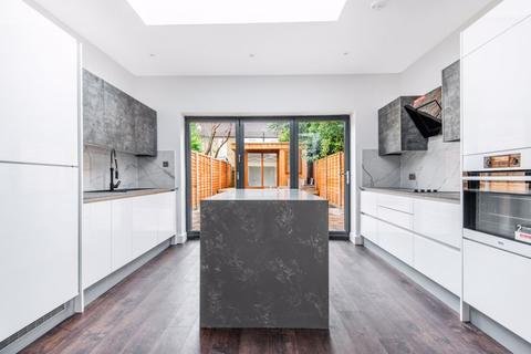 66 Winterbourne Road, Thornton Heath, CR7 7QU