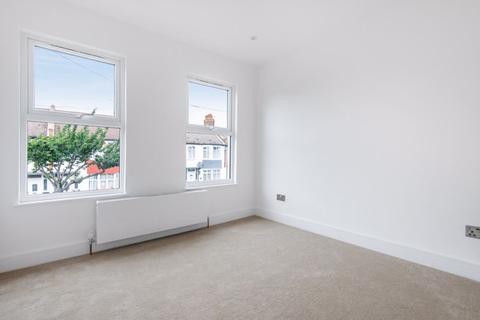 66 Winterbourne Road, Thornton Heath, CR7 7QU