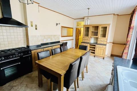 8 Cimla Road, Neath, SA11 3PW