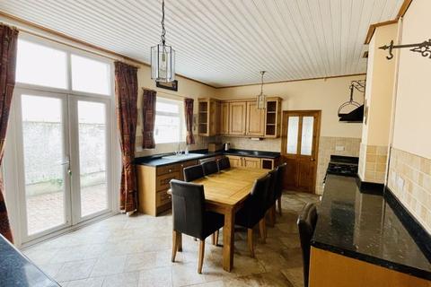 8 Cimla Road, Neath, SA11 3PW