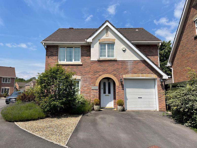 45 Woodland View, Church Village, Pontypridd CF38 1RW 4 bed detached house £355,000