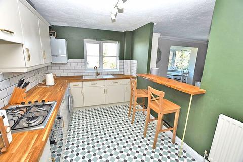 2 bedroom apartment to rent, St. Francis Close, Maidstone ME14