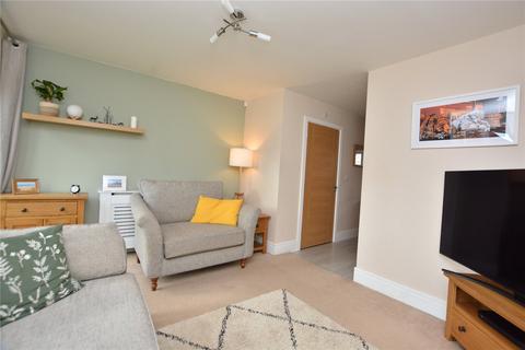 12 Springfield Crescent, Lofthouse, Wakefield, WF3 3FQ