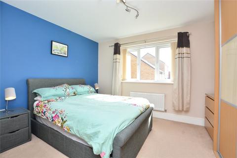 12 Springfield Crescent, Lofthouse, Wakefield, WF3 3FQ