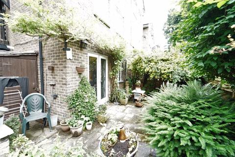 185a Lanark Road, London, W9 1NX