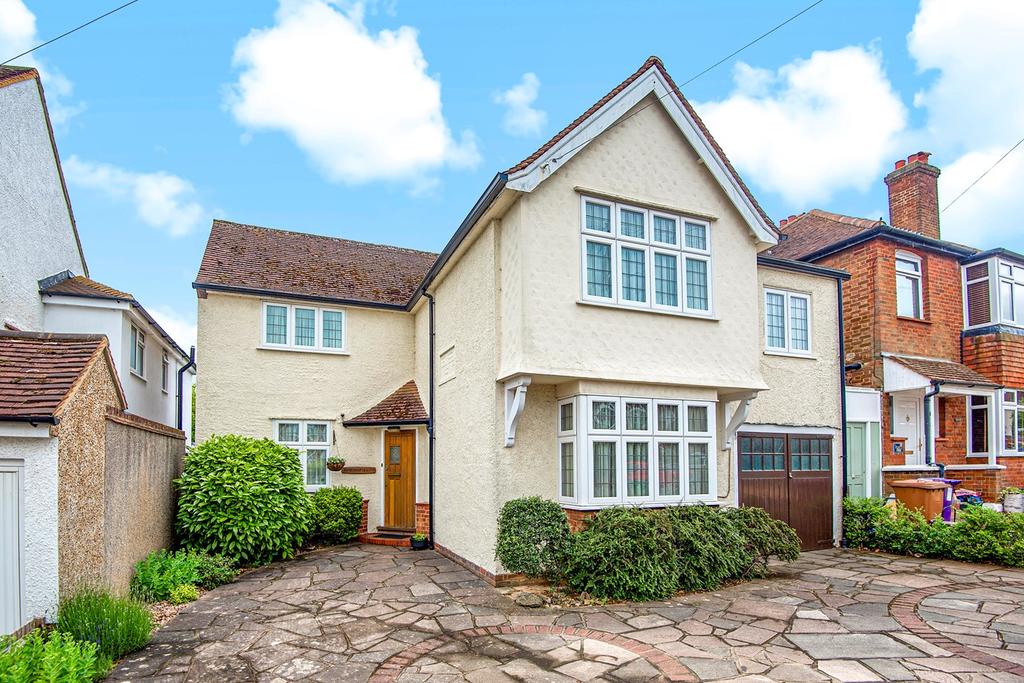 West Hill, Hitchin, SG5 4 bed detached house £975,000