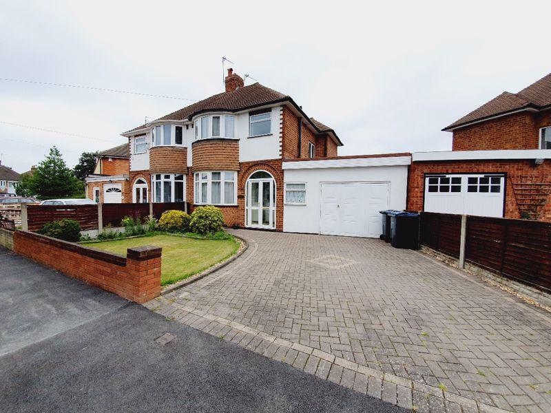 Hollydale Road, Erdington... 3 bed semidetached house £230,000