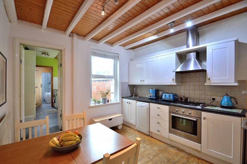 Dining kitchen