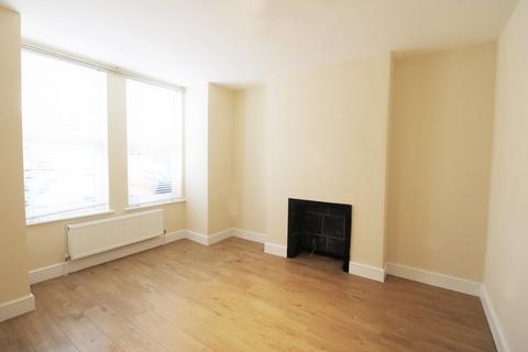 1 bedroom maisonette to rent, Briscoe Road, Colliers Wood, London, SW19