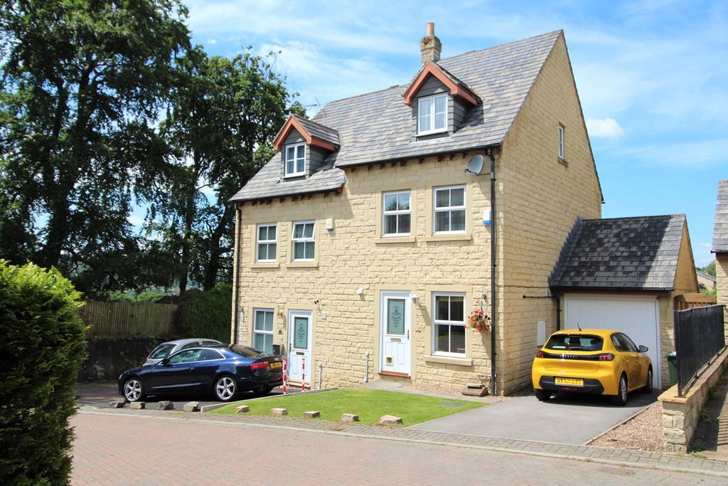 Middlefield Court, East Morton, Keighley, BD20 3 bed semidetached