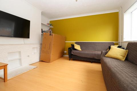 32 Brickly Road, Luton, LU4 9EU