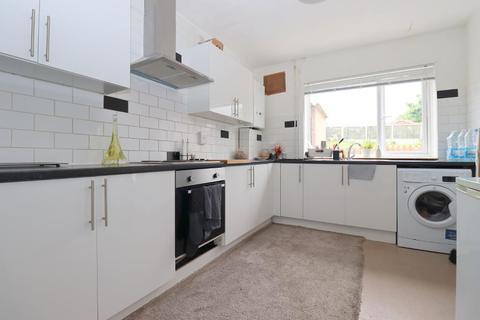 32 Brickly Road, Luton, LU4 9EU