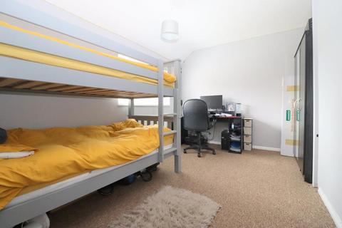 32 Brickly Road, Luton, LU4 9EU