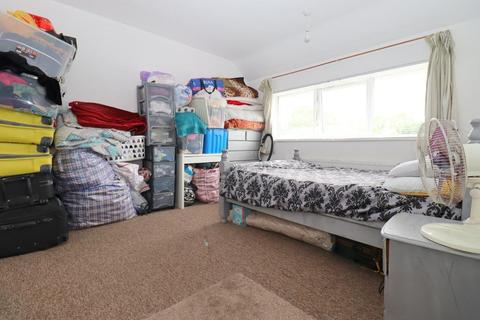 32 Brickly Road, Luton, LU4 9EU