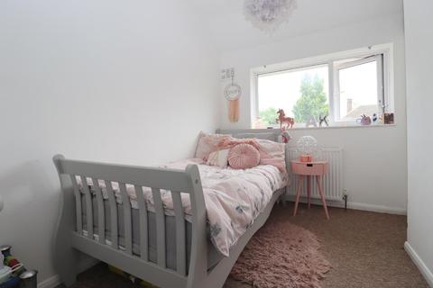 32 Brickly Road, Luton, LU4 9EU