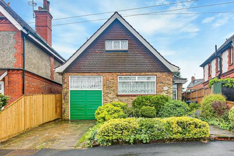 30a Farleigh Road, Warlingham, CR6 9EA