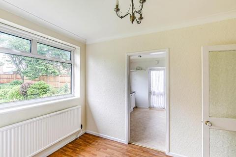 30a Farleigh Road, Warlingham, CR6 9EA
