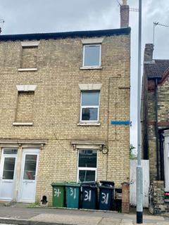 4 bedroom terraced house to rent, Eastfield Road, Peterborough