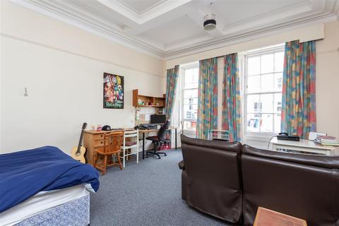 12 Springfield, Dundee, DD1 4JE