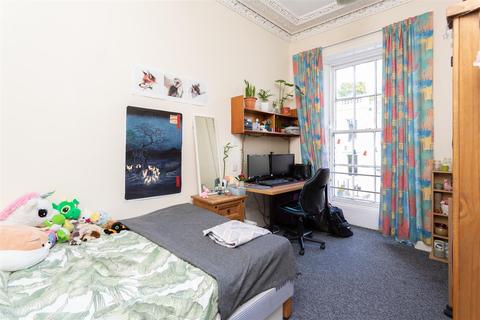 12 Springfield, Dundee, DD1 4JE
