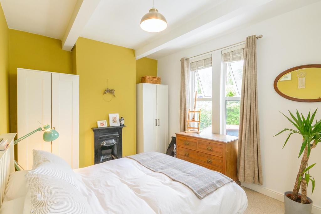 TEERTSNOSLEN41 - Bedroom D.jpg