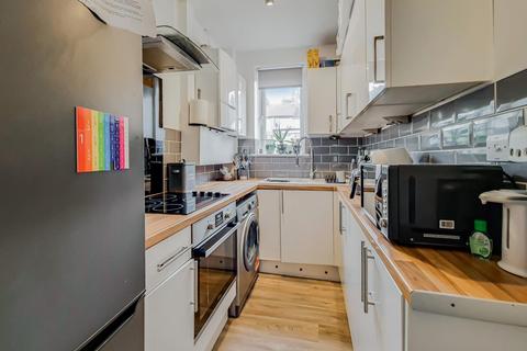 32 Ilfracombe Road, Bromley, BR1 5HB