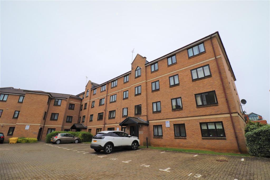 Henry Bird Way, Northampton 2 bed apartment £150,000