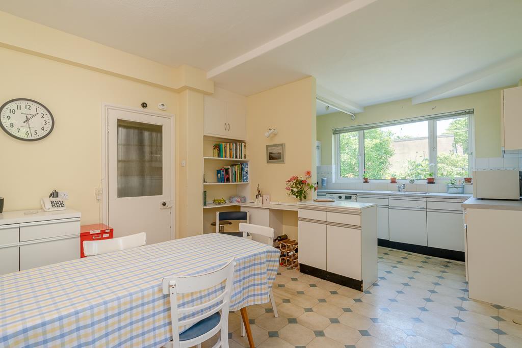 Church Road, St. Marks, Cheltenham 5 bed detached house £875,000