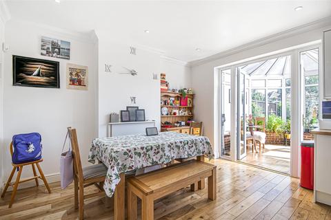24 Glyn Road, Worcester Park, KT4 8SD