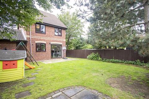 16 Blansby Chase, Emerson Valley, Milton Keynes, MK4 2LT