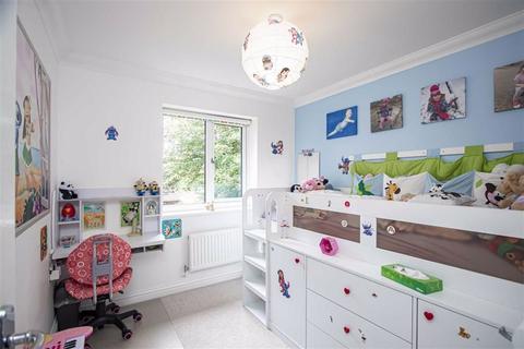 16 Blansby Chase, Emerson Valley, Milton Keynes, MK4 2LT