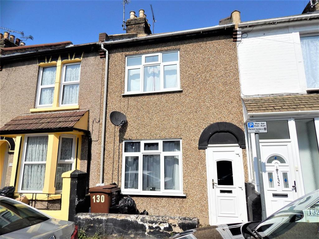 Livingstone Road, Gillingham 3 bed terraced house £200,000