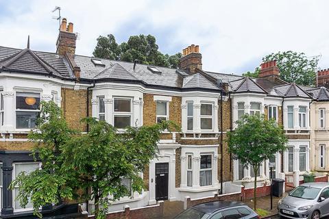 Flat 2, 18 Morval Road, London, SW2 1DQ