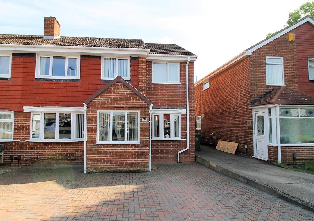 Dale Close, Stockton-On-Tees 4 bed semi-detached house - £179,950