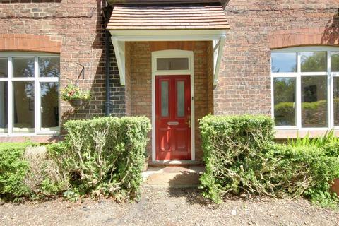 44 Beverley Road, South Cave, Brough, HU15 2AU