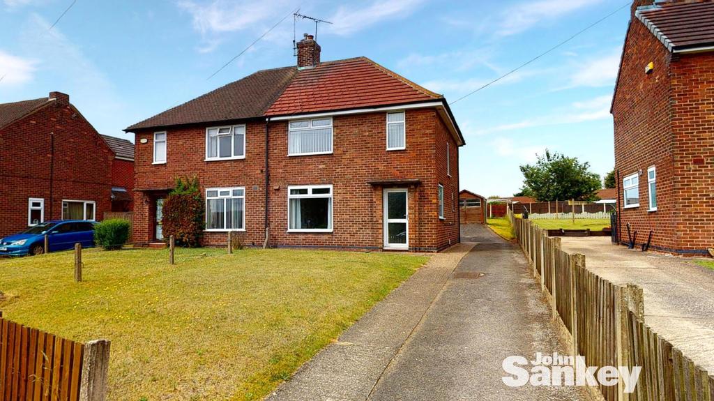 King Johns Road, Clipstone, Mansfield 3 bed semidetached house £140,000