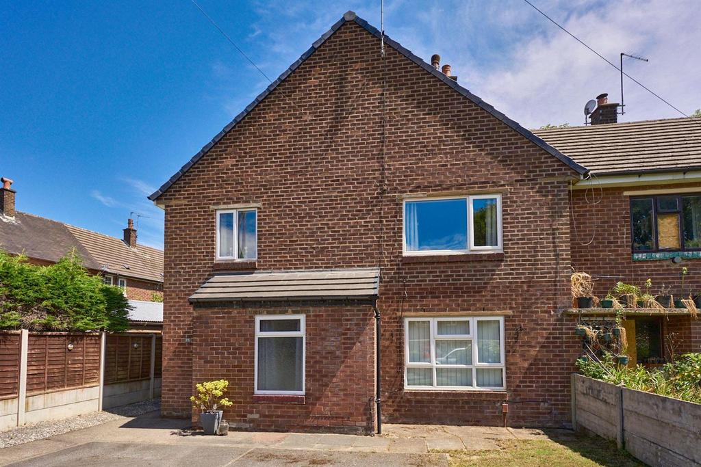 Greenside, Euxton, Chorley 2 bed flat £79,995