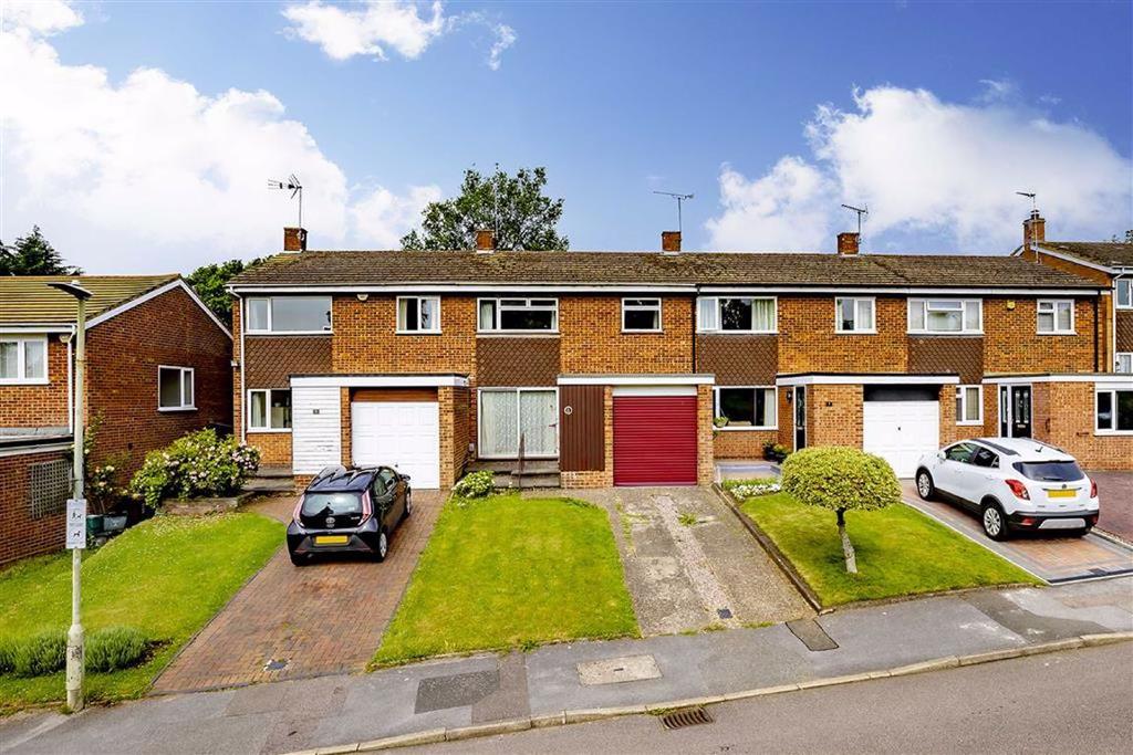 Lindley Close, Harpenden, Hertfordshire 3 bed terraced house £485,000