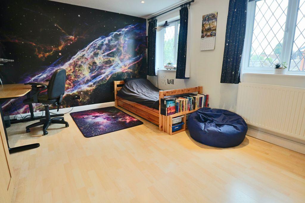 Bedroom 2 (Double)