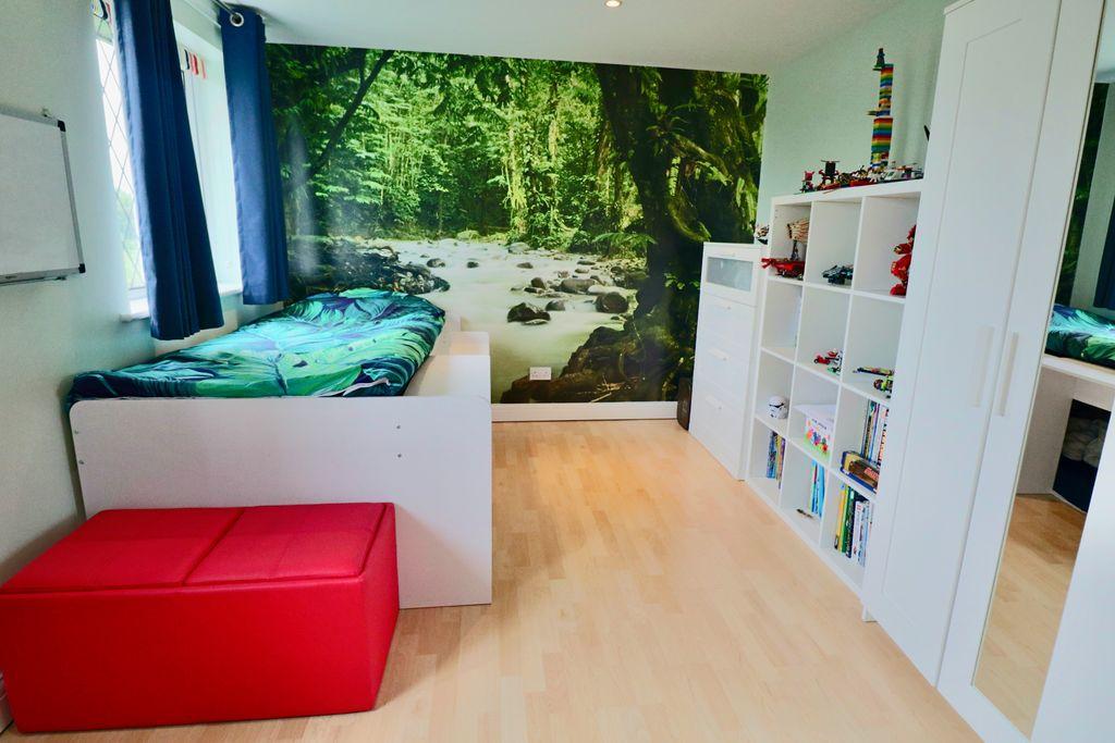 Bedroom 3 (Double)