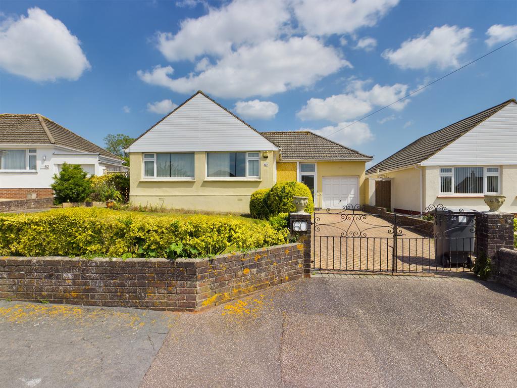 Sandringham Drive, Preston, Paignton 2 bed detached bungalow for sale