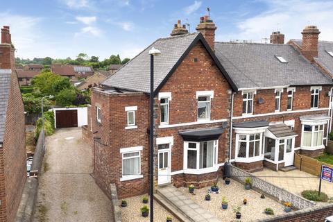 3 bedroom end of terrace house for sale - York Road, Tadcaster, North Yorkshire