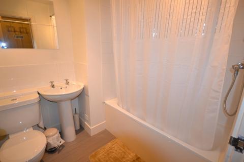 1 bedroom flat to rent, Thistle Place, Viewforth, Edinburgh, EH11
