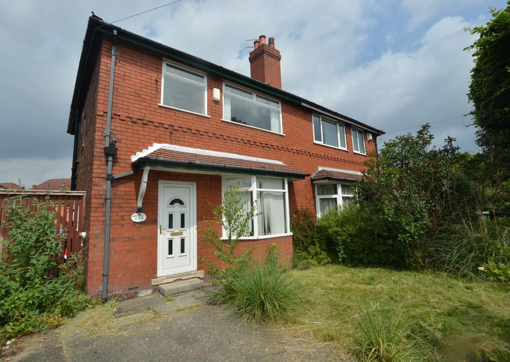 Derbyshire Lane West Stretford M32 3 bed semidetached house £240,000