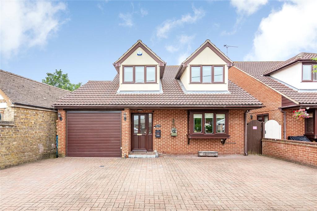 Samuel Road, Langdon Hills, Basildon... 4 bed detached house £550,000