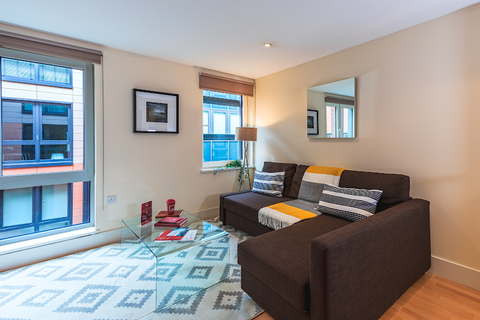 1 bedroom flat to rent - 8 High Timber Street, London, EC4V 3PA